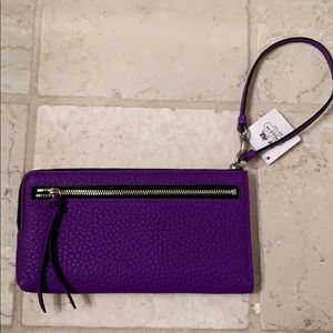 Coach Clutch/ Wristlet